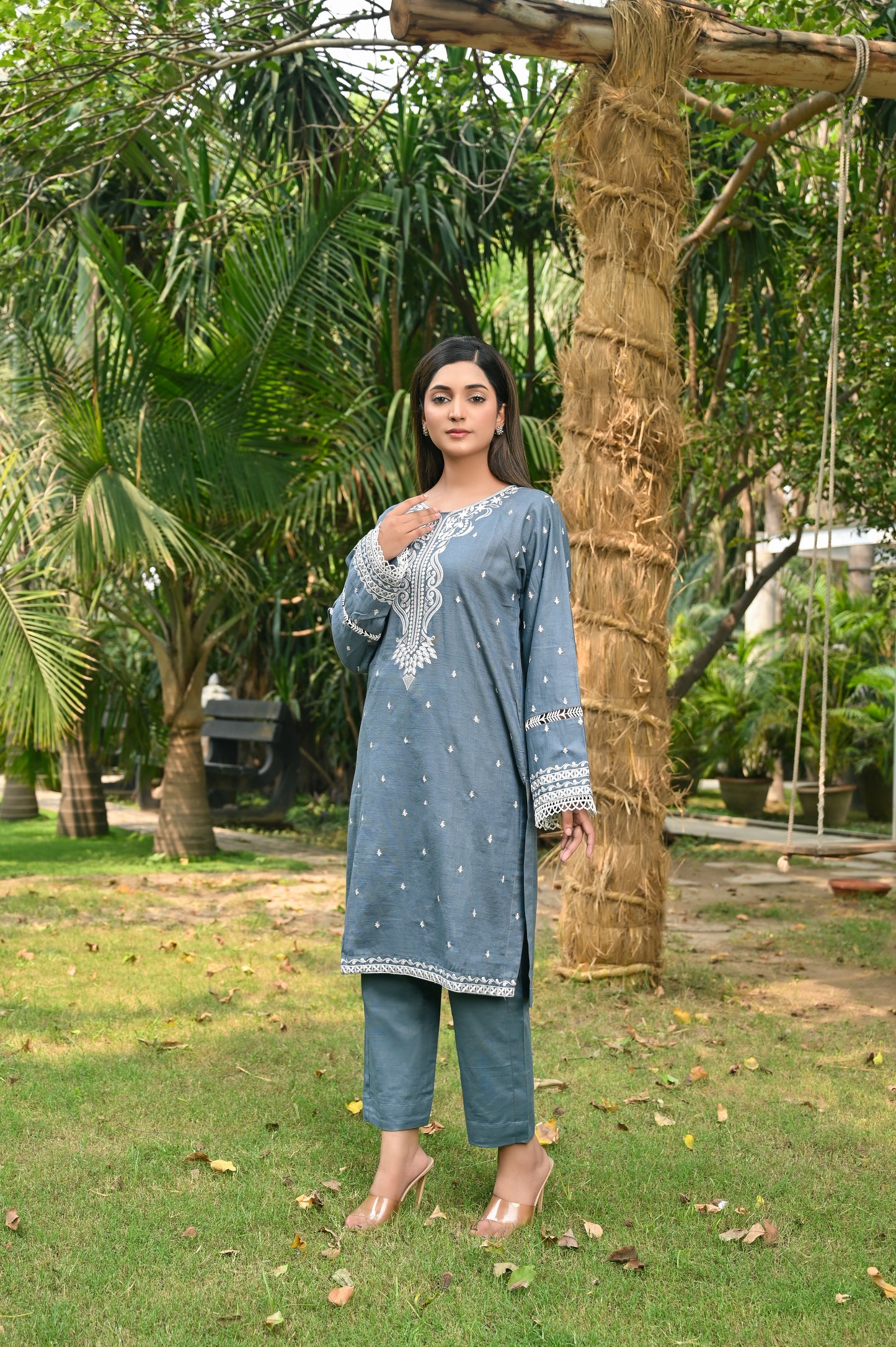 Gray Khaddar Embroidery 2Pc