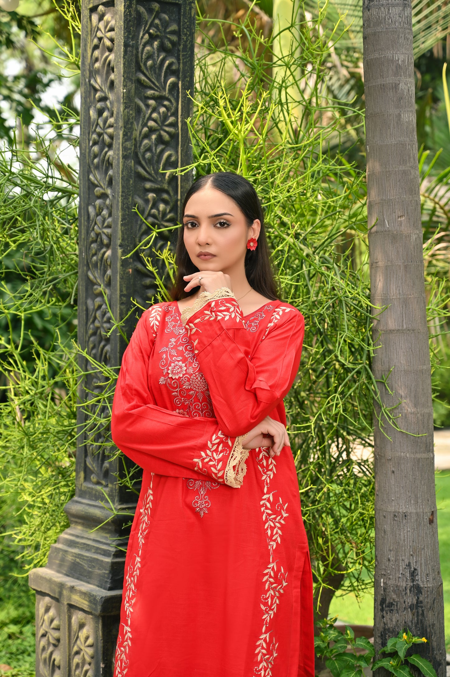 Red Khaddar Embroidery 2Pc