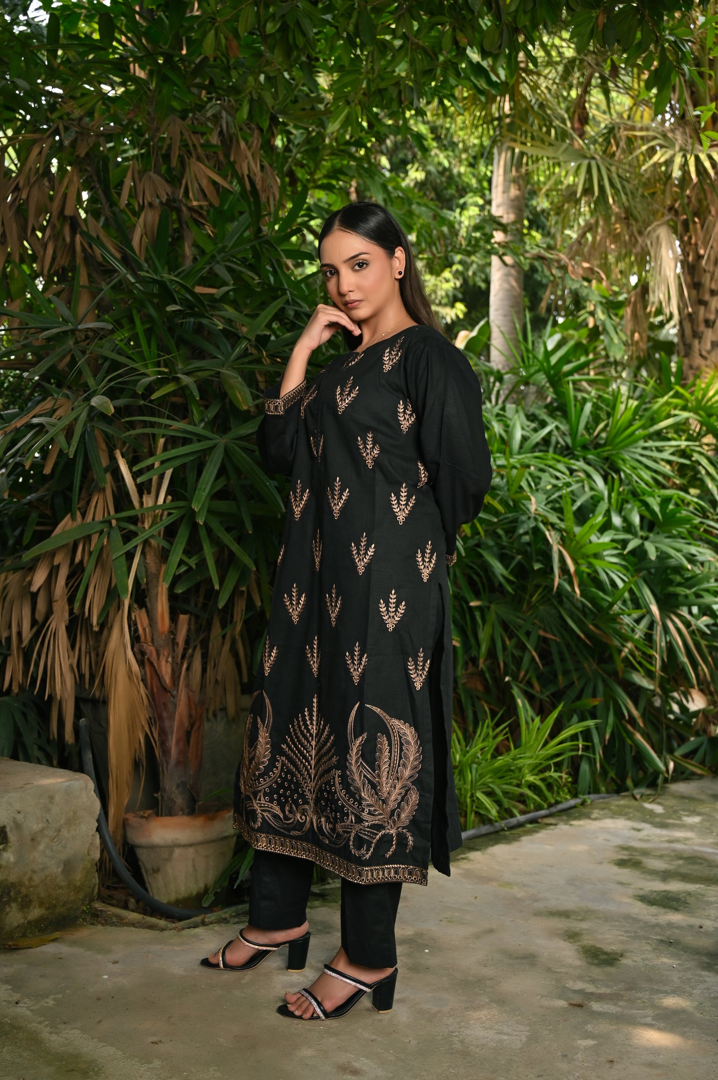 Black Block Printed Khaddar 3Pc